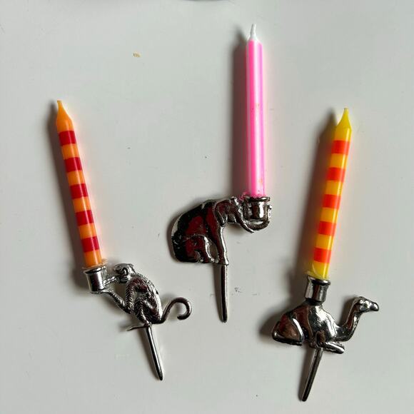 Raggedy Ann Vintage Birthday Bundle Wilton Cake Pan Book Candle Holders - Picture 9 of 9